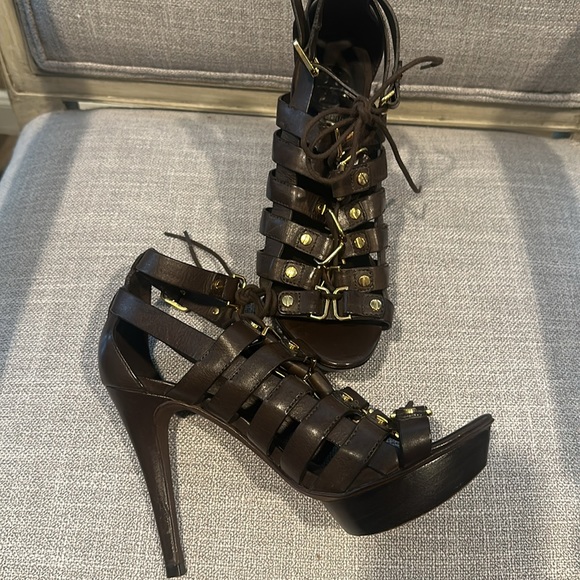 Tory Burch Gladiator Heels. Brown leather - size 6.5M - Picture 10 of 17